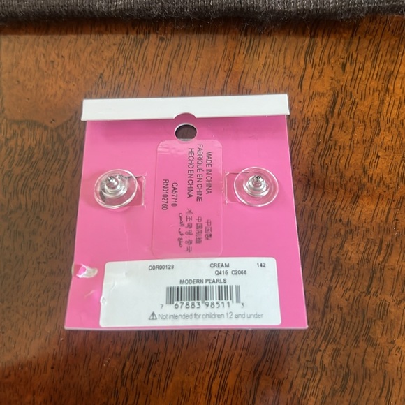 Kate Spade - Silver and Pearl Earrings (Brand New) - Picture 3 of 3